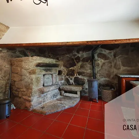 Holiday home Quinta Da Vinagra Tourim